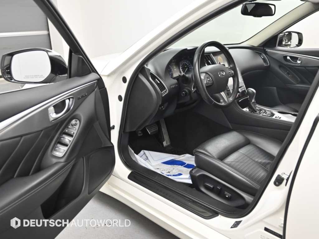 인피니티 Q Q50 3.5 하이브리드 이미지 11