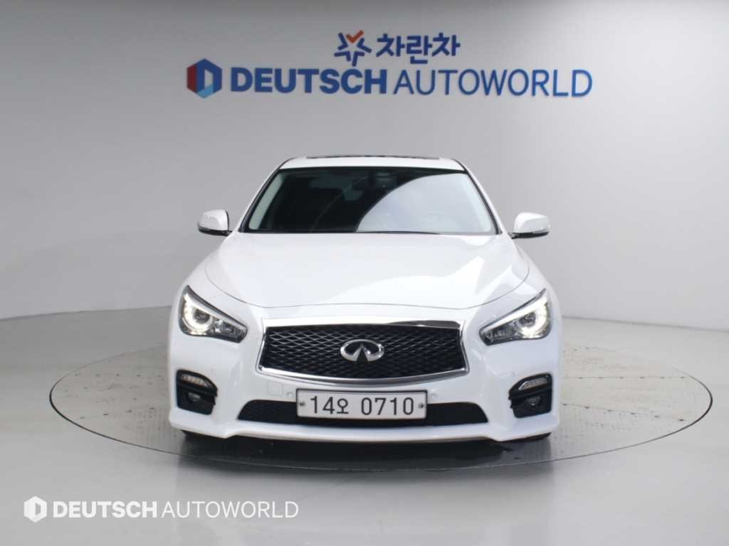 인피니티 Q Q50 3.5 하이브리드 이미지 3