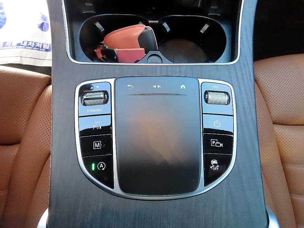 벤츠 GLC 클래스 GLC클래스 X253 GLC 300 4MATIC 이미지 11