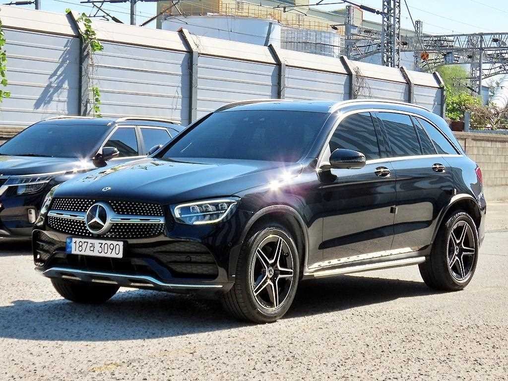 벤츠 GLC 클래스 GLC클래스 X253 GLC 300 4MATIC 이미지 2