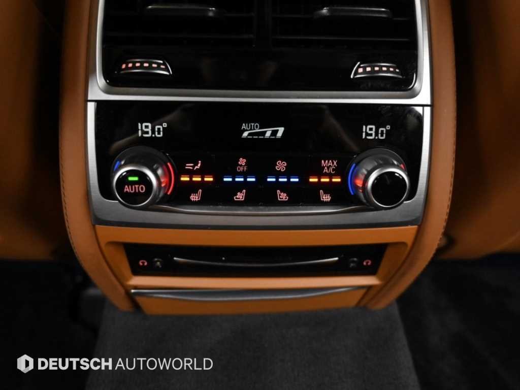 BMW 7시리즈 7시리즈 (G11) 740Li xDrive M SPORT 스포츠 이미지 16