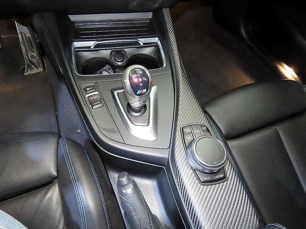 BMW 2시리즈 M2 (F87) 쿠페 이미지 12