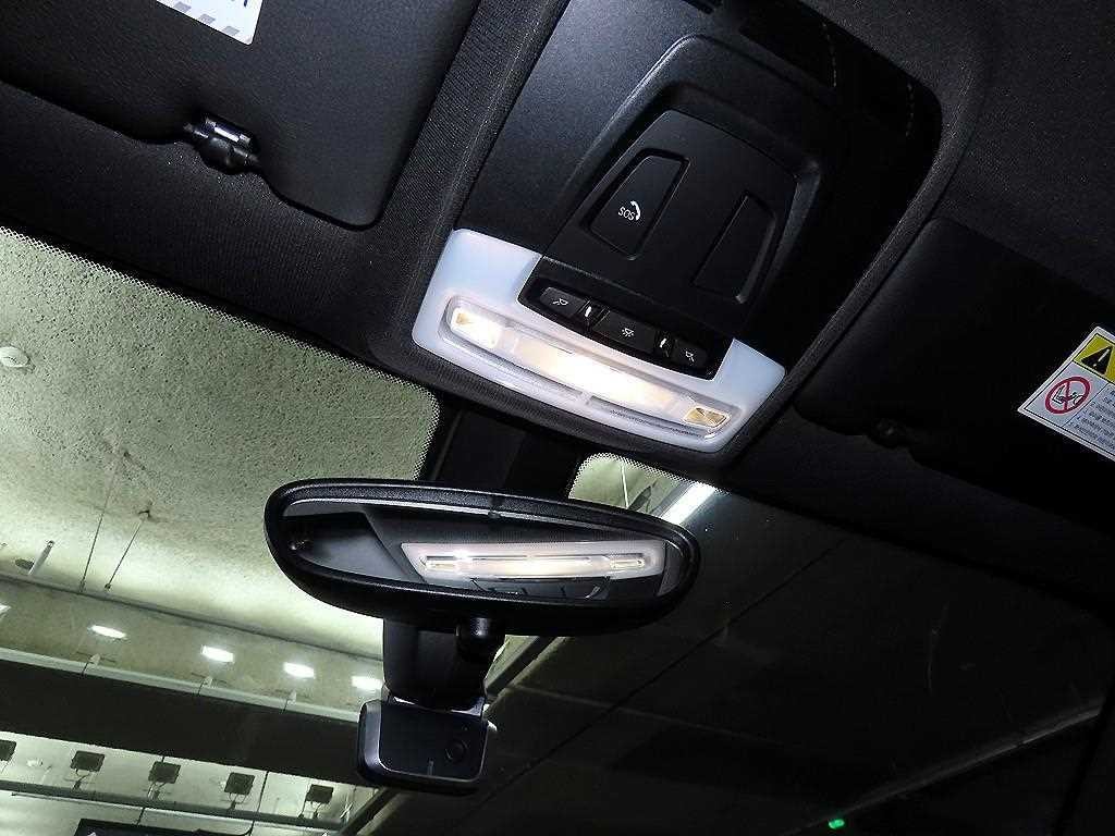 BMW 2시리즈 M2 (F87) 쿠페 이미지 15
