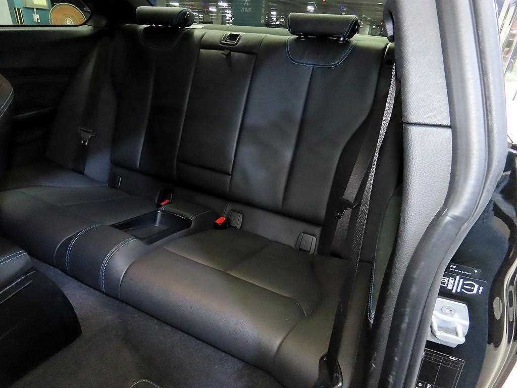 BMW 2시리즈 M2 (F87) 쿠페 이미지 7