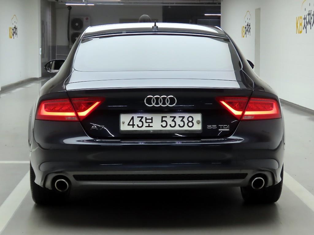 아우디 A7 55 TDI 콰트로 프레스티지 이미지 3