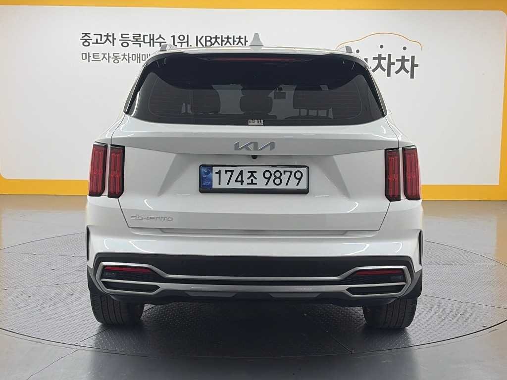기아 쏘렌토 쏘렌토 4세대(MQ4) 디젤 2.2 2WD 노블레스 이미지 3