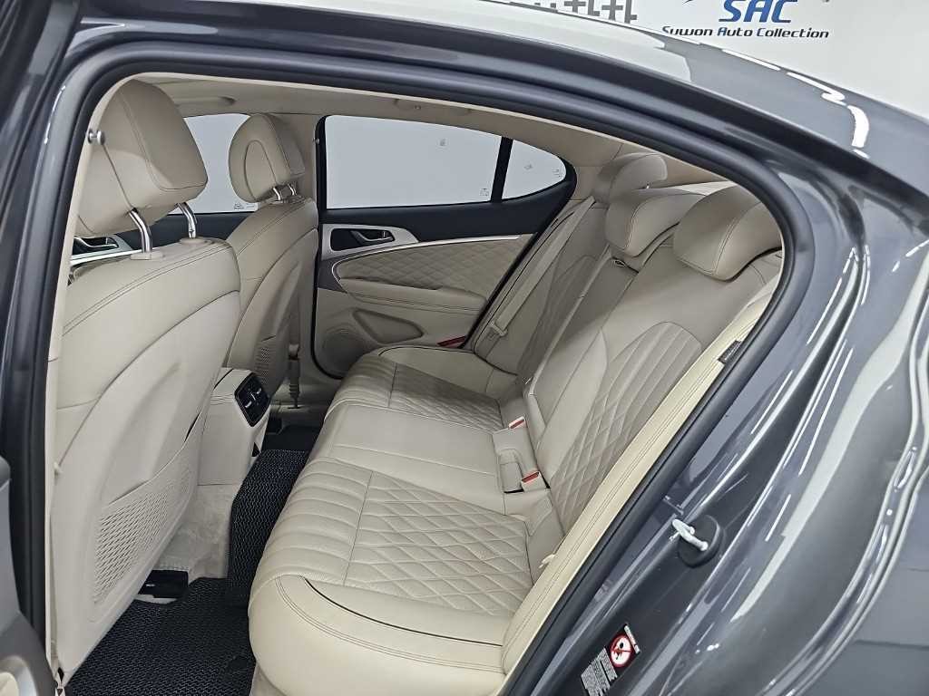 제네시스 G70 3.3T 스포츠 슈프림 이미지 12