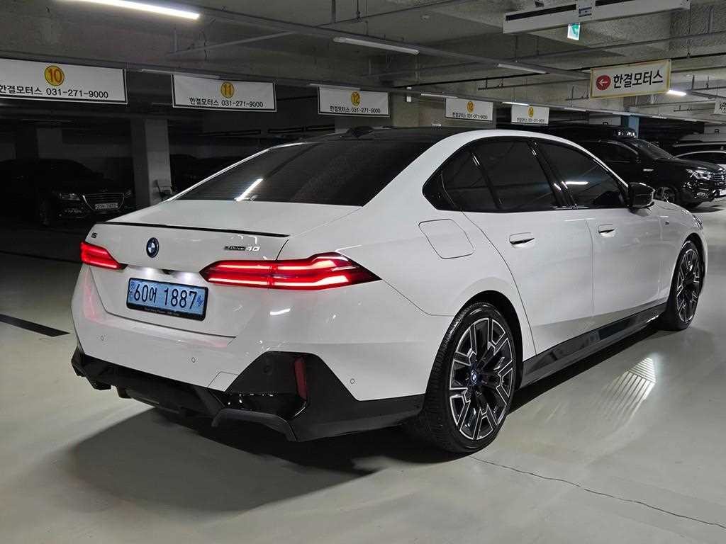 BMW i5 eDrive 40 M 스포츠 프로 이미지 4