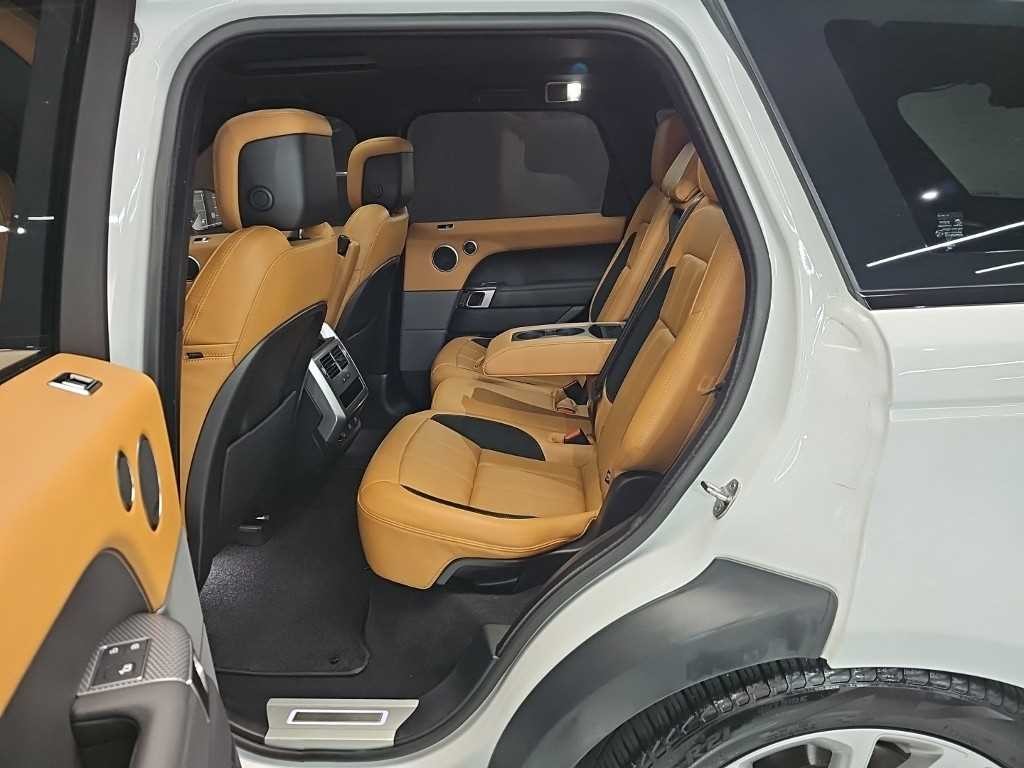 랜드로버 레인지로버 스포츠 레인지로버 스포츠 2세대 P360 HSE 다이나믹 이미지 12