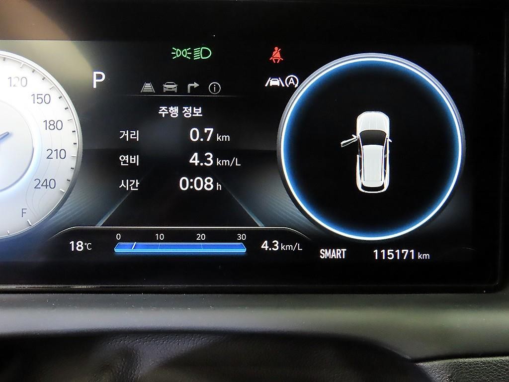 현대 투싼 투싼 (NX4) 가솔린 1.6 터보 4WD 인스퍼레이션 이미지 9
