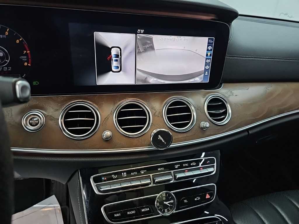 벤츠 E 클래스 E-클래스 W213 E300 4MATIC 익스클루시브 이미지 10