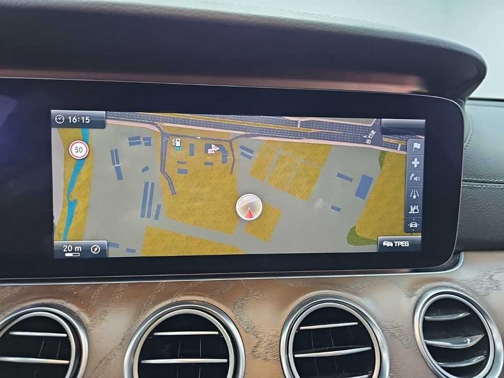 벤츠 E 클래스 E-클래스 W213 E300 4MATIC 익스클루시브 이미지 15
