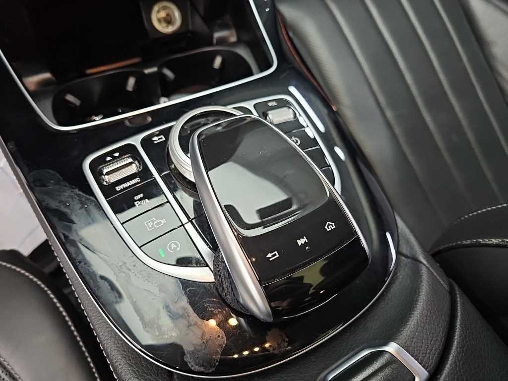 벤츠 E 클래스 E-클래스 W213 E300 4MATIC 익스클루시브 이미지 17