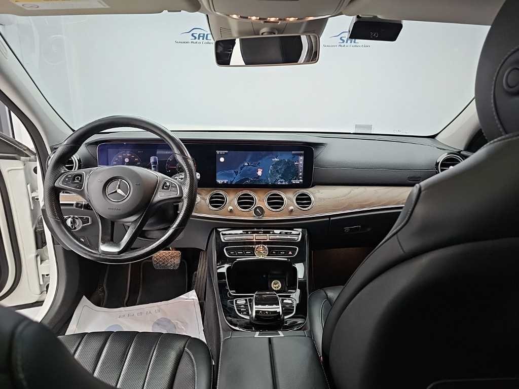 벤츠 E 클래스 E-클래스 W213 E300 4MATIC 익스클루시브 이미지 7