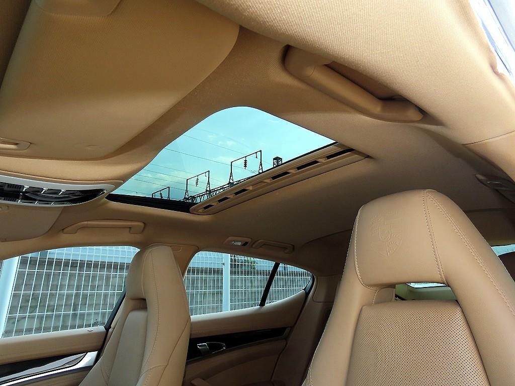 포르쉐 파나메라 3.6 AWD 이미지 16