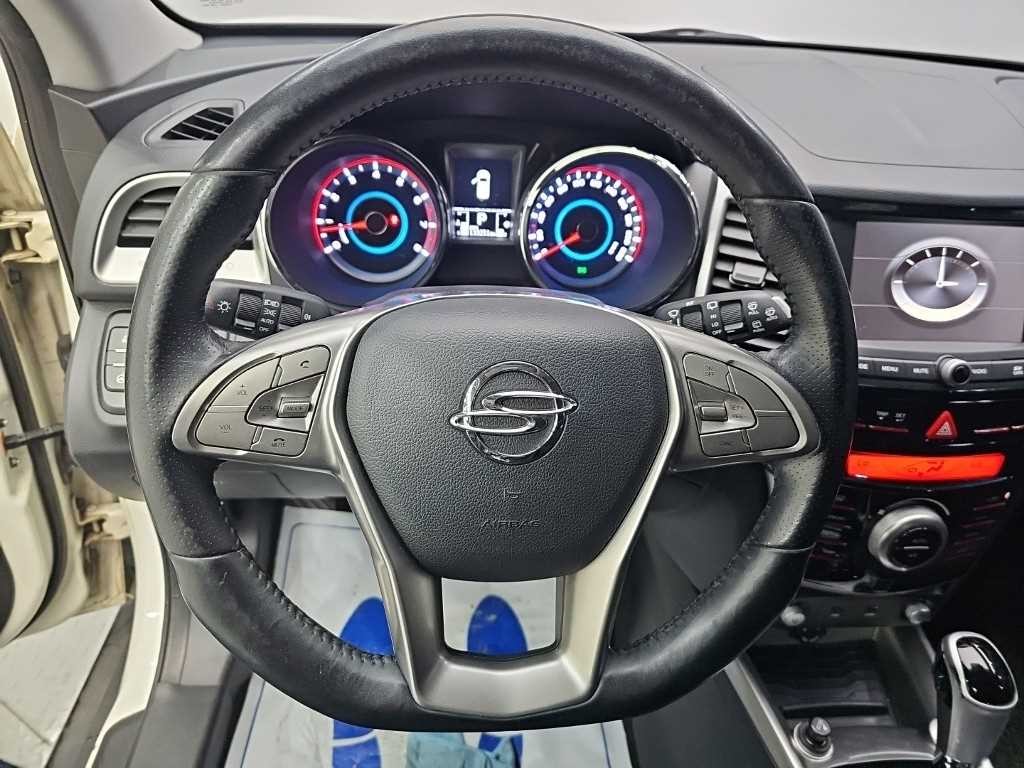 KG모빌리티(쌍용) 티볼리 가솔린 2WD 1.6 VX 이미지 9