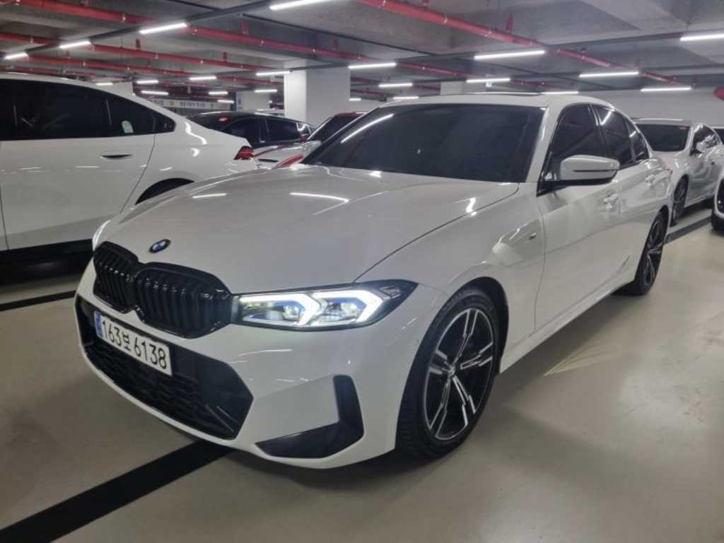 BMW 3시리즈 3시리즈 (G20) 320d xDrive M 스포츠 이미지 2