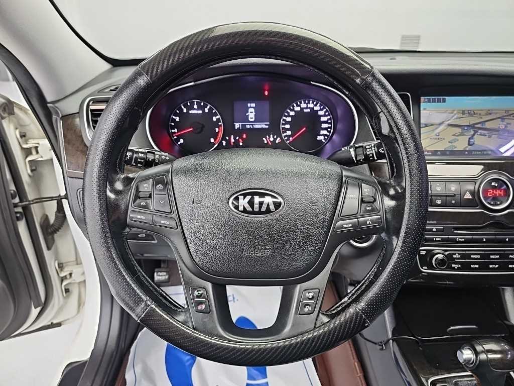 기아 K7 더 뉴 K7 LPI 3.0 프레스티지 이미지 9