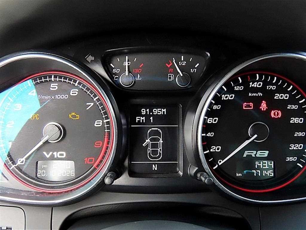 아우디 R8 5.2 V10 스파이더 이미지 13