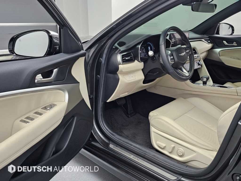 제네시스 G70 더 뉴 G70 가솔린 2.5T 2WD 기본형 이미지 11