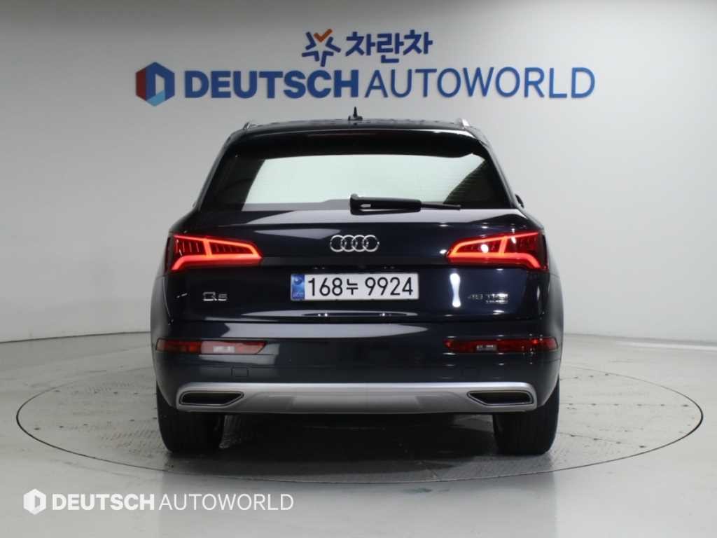 아우디 Q5 Q5 (FY) 45 TFSI 콰트로 프리미엄 이미지 4