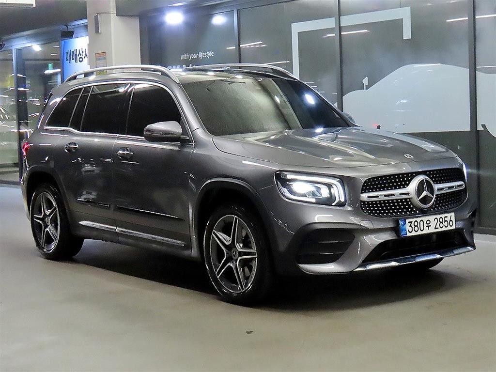 벤츠 GLB 클래스 GLB클래스 X247 GLB 250 4MATIC 이미지 1