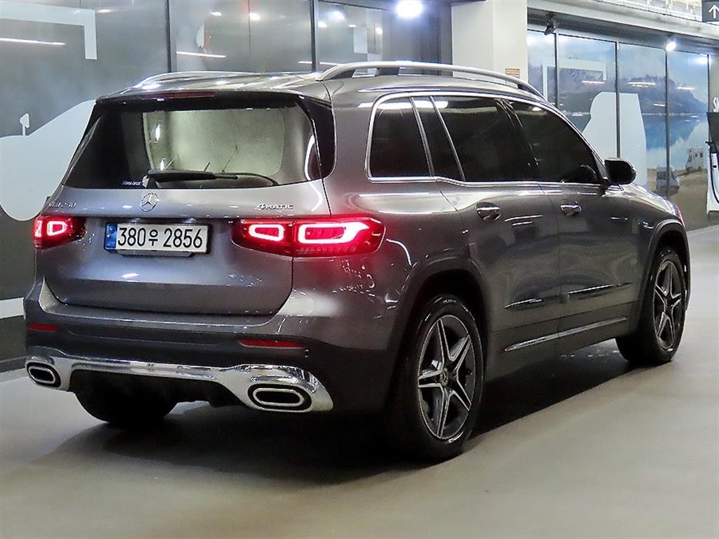 벤츠 GLB 클래스 GLB클래스 X247 GLB 250 4MATIC 이미지 4