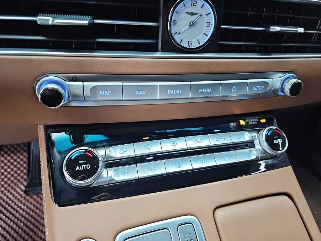 제네시스 G90 3.8 GDI AWD 럭셔리 이미지 10
