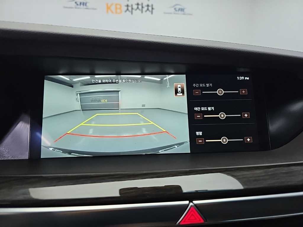 제네시스 G90 3.8 GDI AWD 럭셔리 이미지 16