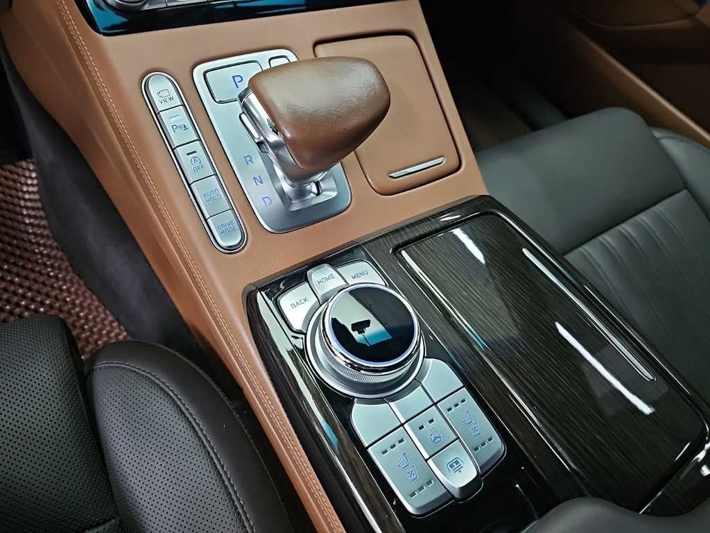제네시스 G90 3.8 GDI AWD 럭셔리 이미지 8