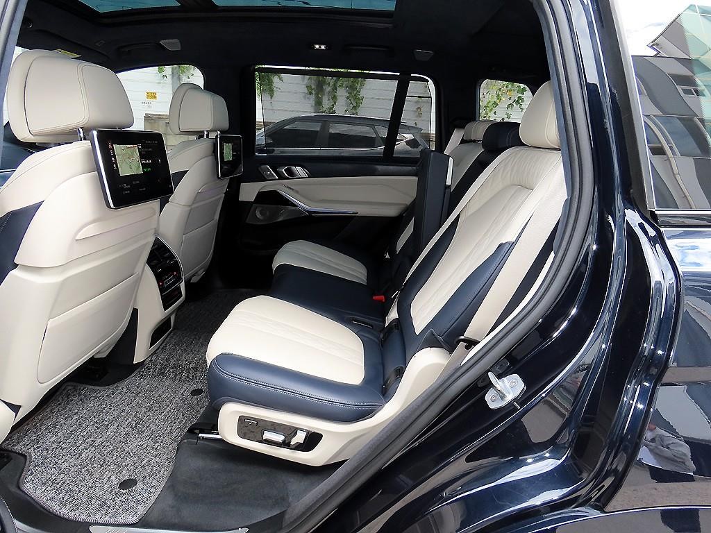 BMW X7 X7 (G07) M50d 퍼스트 에디션 7인승 이미지 6