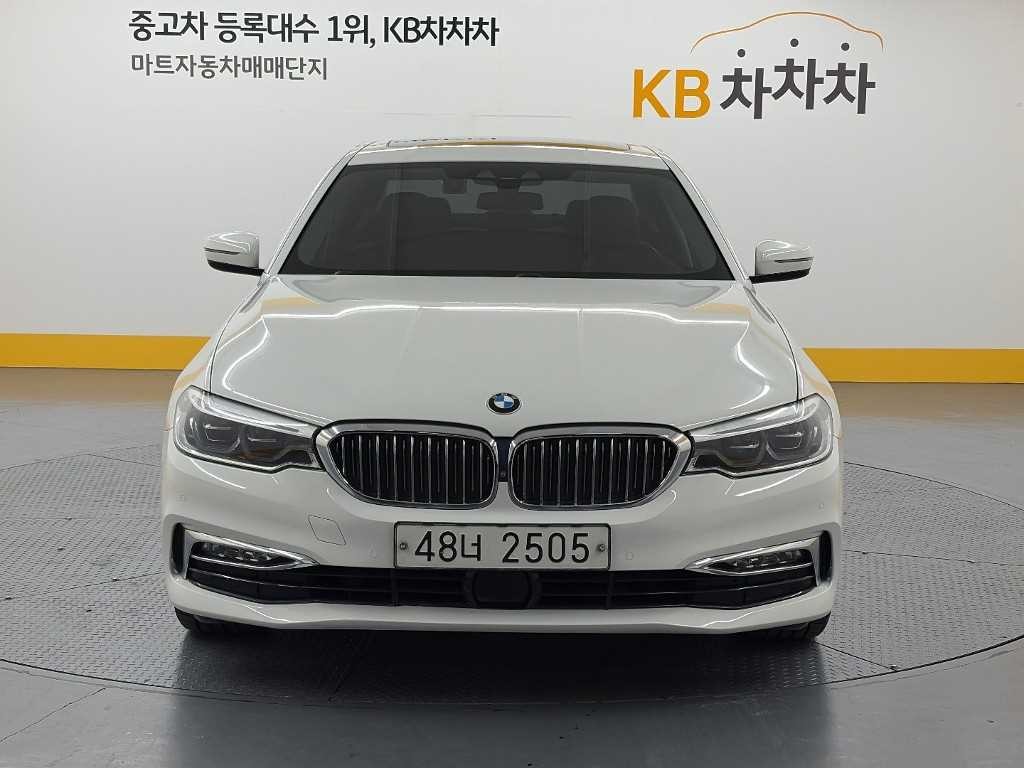 BMW 5시리즈 5시리즈 (G30) 540i xDrive 럭셔리 플러스 이미지 2