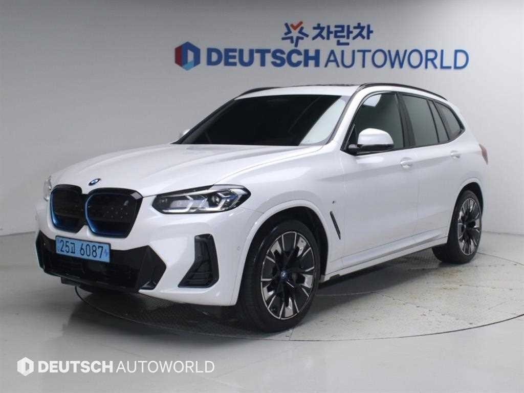 BMW iX3 iX3 (G08) M 스포츠 기본형 이미지 1