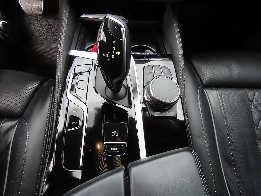 BMW 5시리즈 5시리즈 (G30) 530i M 스포츠 이미지 11