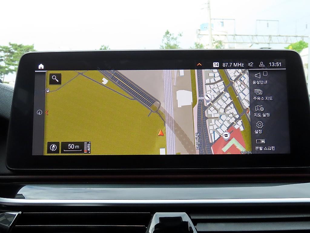 BMW 5시리즈 5시리즈 (G30) 530i M 스포츠 이미지 13