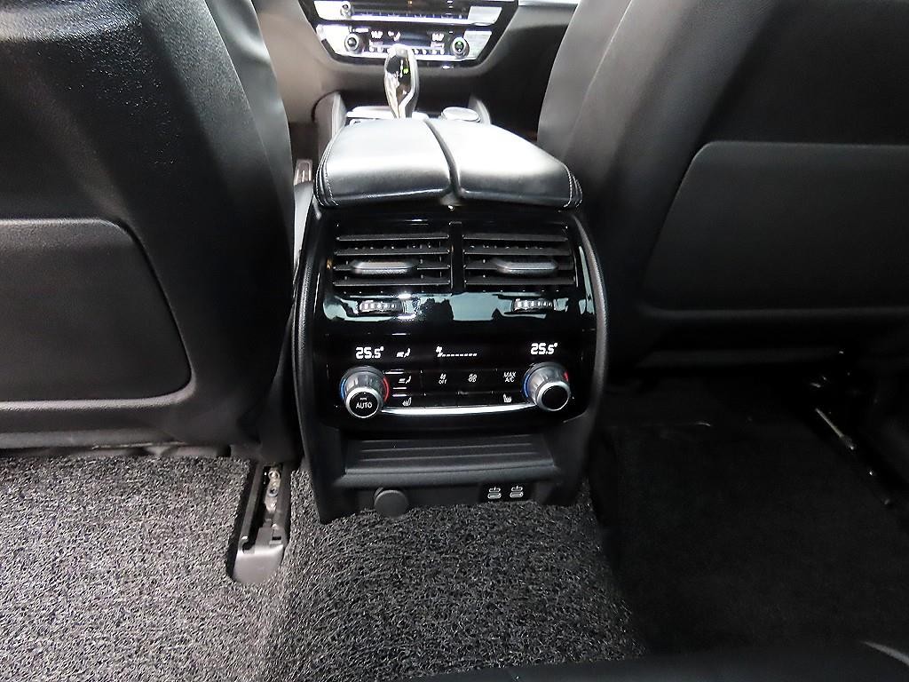 BMW 5시리즈 5시리즈 (G30) 530i M 스포츠 이미지 16