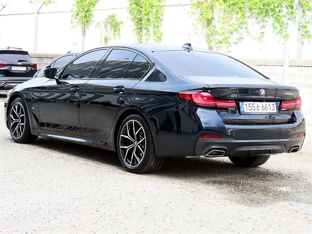 BMW 5시리즈 5시리즈 (G30) 530i M 스포츠 이미지 3