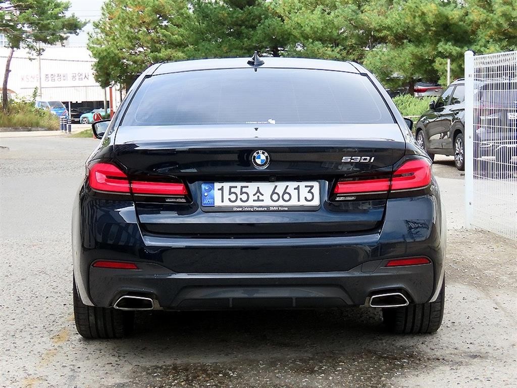 BMW 5시리즈 5시리즈 (G30) 530i M 스포츠 이미지 4