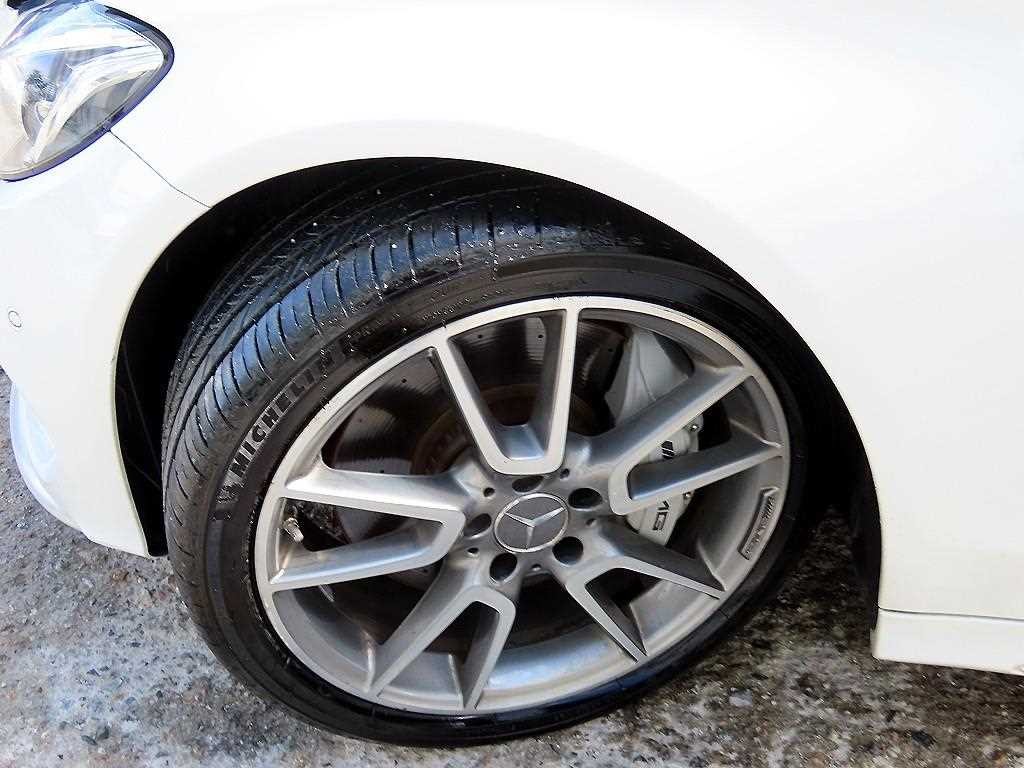 벤츠 C 클래스 C클래스 W205 C43 AMG 4MATIC 이미지 20