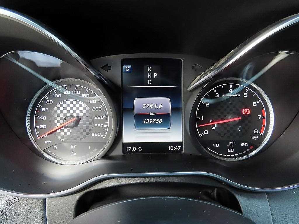 벤츠 C 클래스 C클래스 W205 C43 AMG 4MATIC 이미지 9