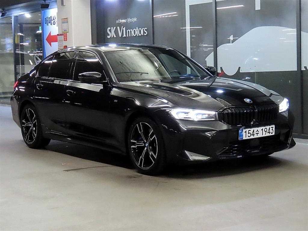 BMW 3시리즈 3시리즈 (G20) 320i M 스포츠 이미지 1
