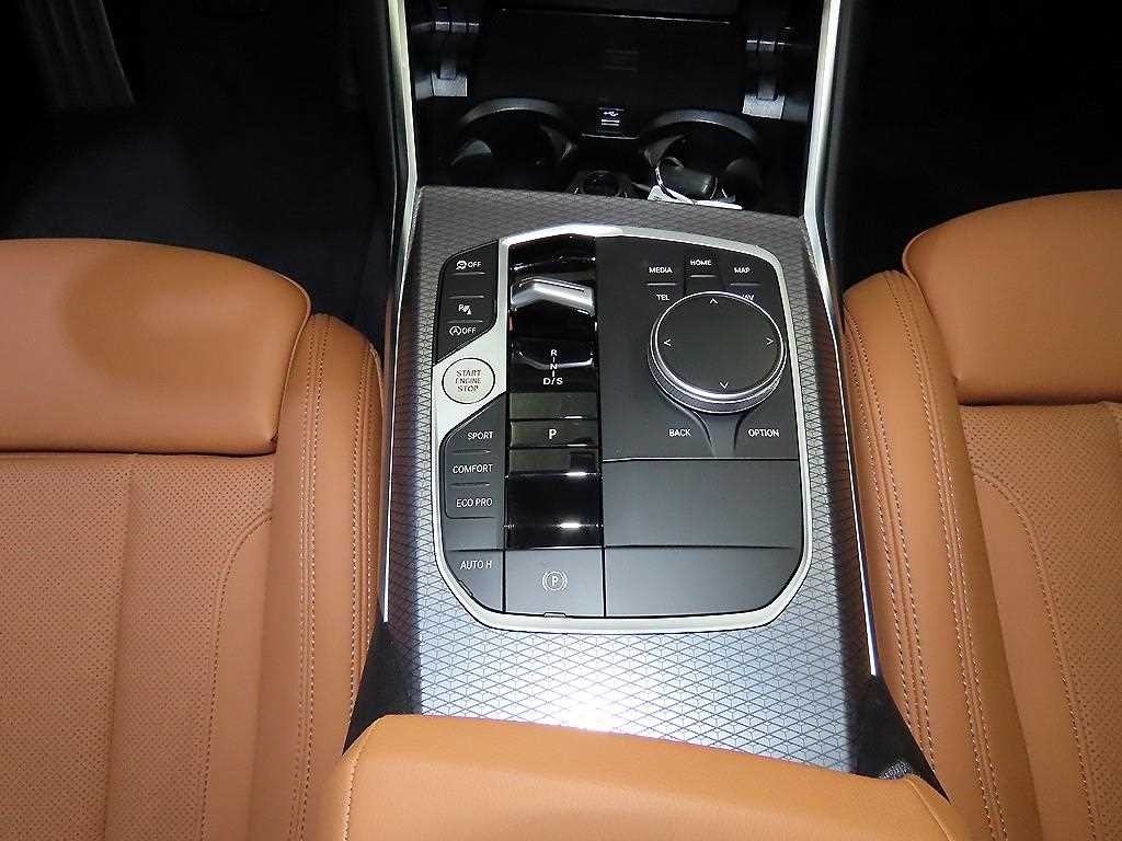 BMW 3시리즈 3시리즈 (G20) 320i M 스포츠 이미지 12