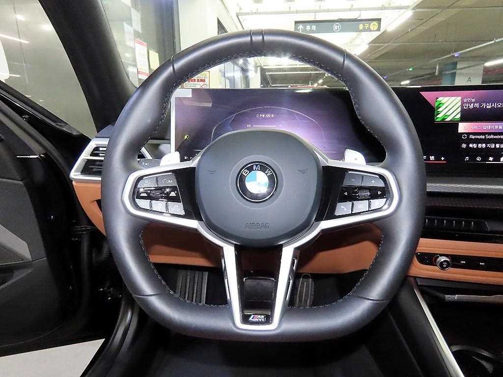 BMW 3시리즈 3시리즈 (G20) 320i M 스포츠 이미지 8