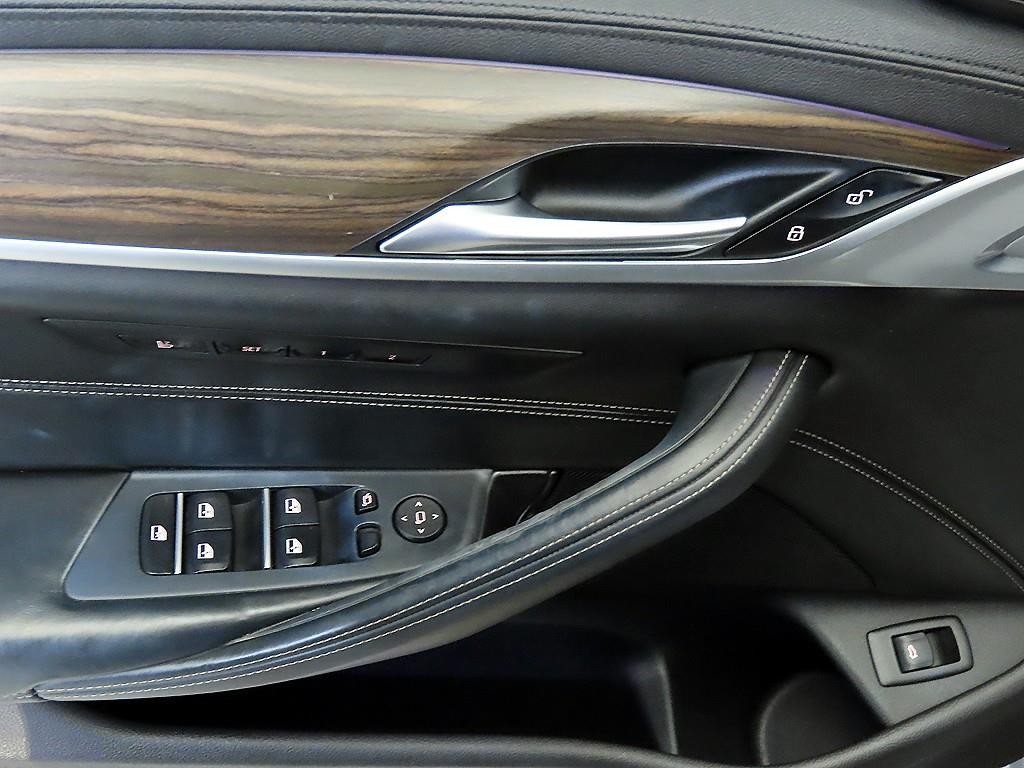 BMW 5시리즈 5시리즈 (G30) 520d xDrive M 스포츠 플러스 이미지 14