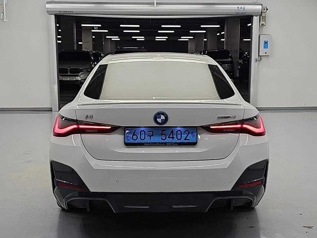 BMW i4 eDrive 40 M 스포츠 프로 이미지 3