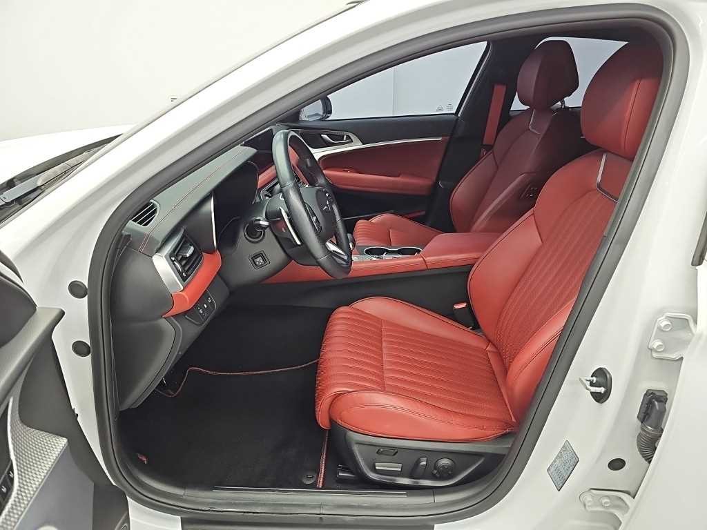 제네시스 G70 더 뉴 G70 가솔린 3.3T 4WD 스포츠 패키지 이미지 9
