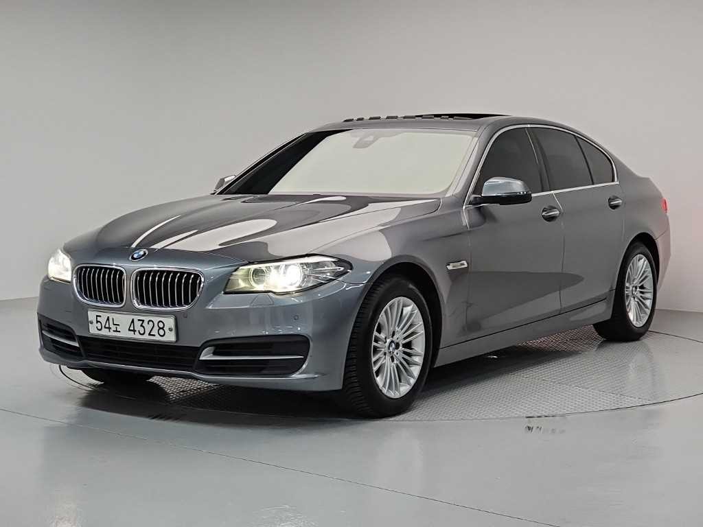 BMW 5시리즈 5시리즈 (F10) 520d xDrive 이미지 1