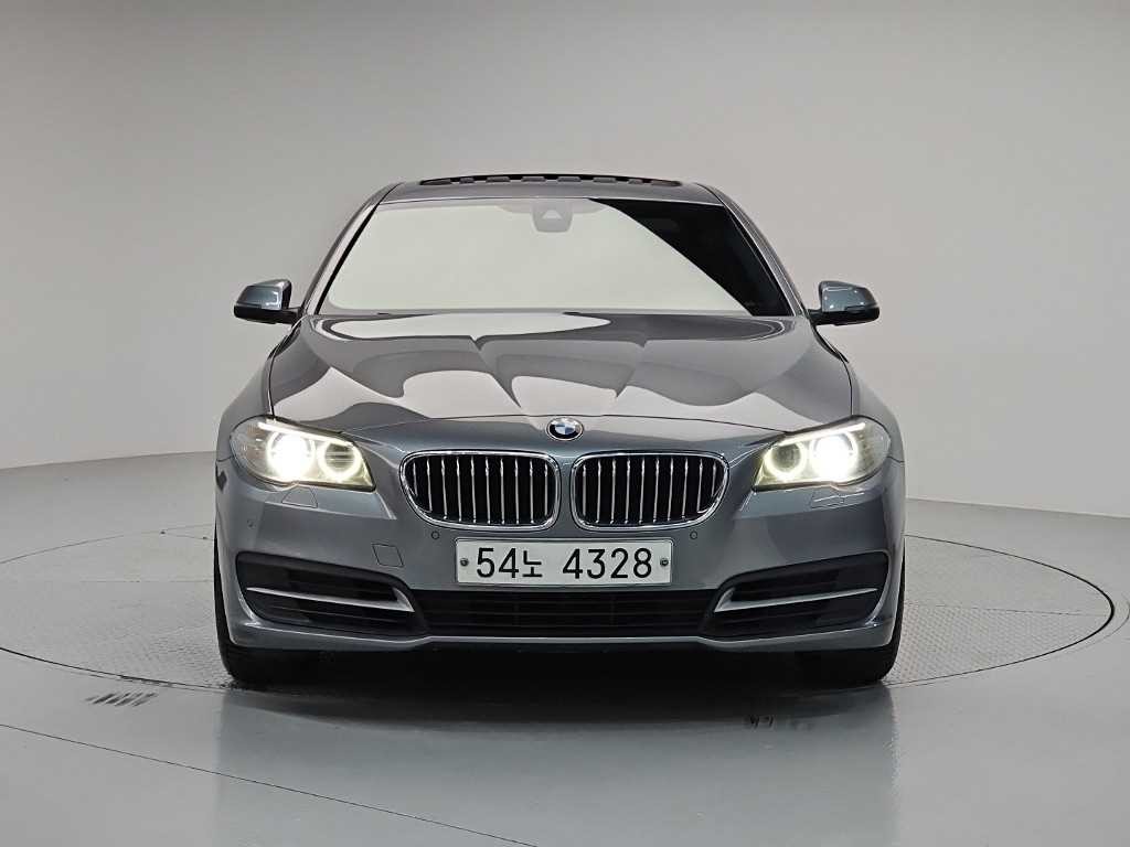 BMW 5시리즈 5시리즈 (F10) 520d xDrive 이미지 2