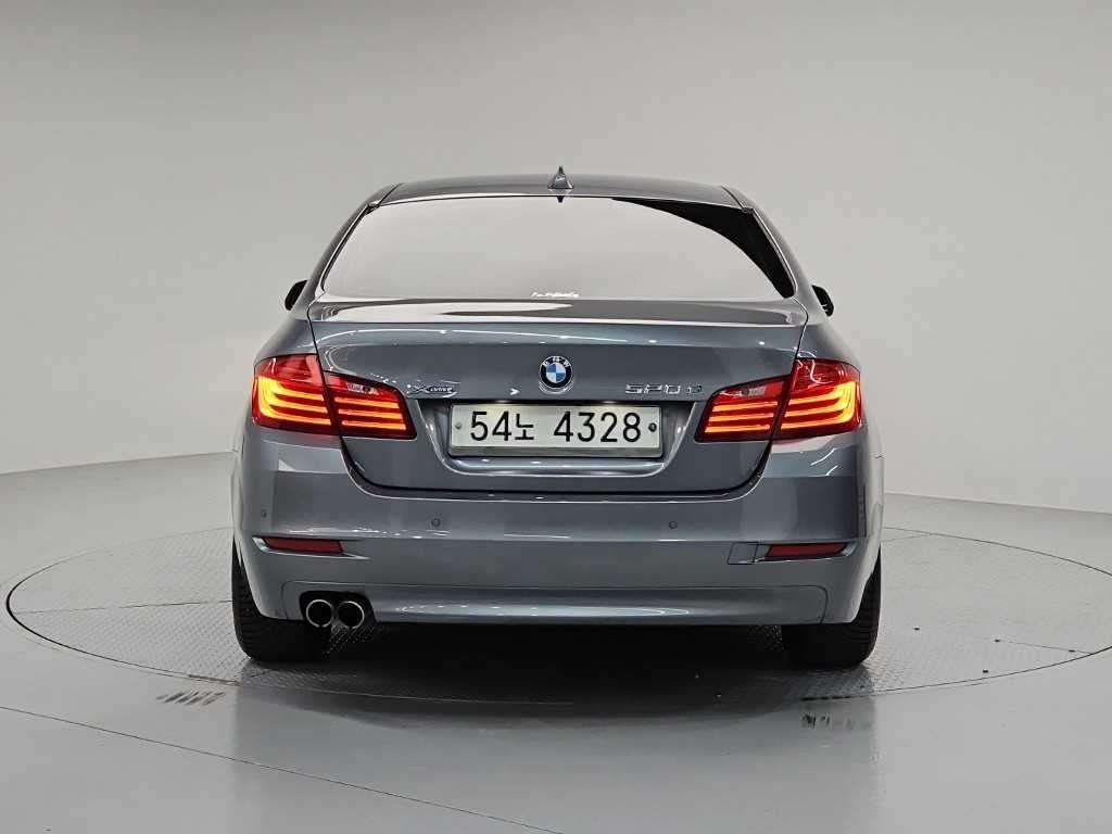 BMW 5시리즈 5시리즈 (F10) 520d xDrive 이미지 3