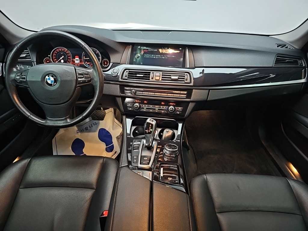 BMW 5시리즈 5시리즈 (F10) 520d xDrive 이미지 7